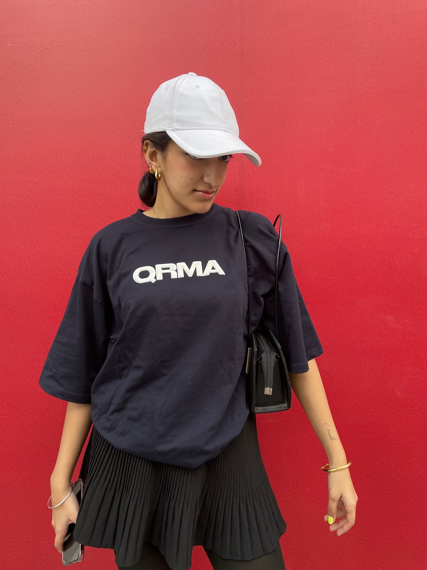 ROYAL ROOTS TEE IN DARK NAVY
